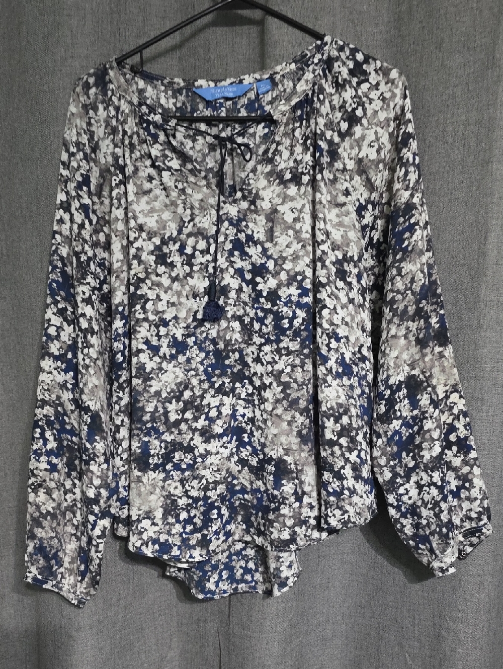 Simply Vera Vera Wang Blue and White Floral Tie-Neck Tunic